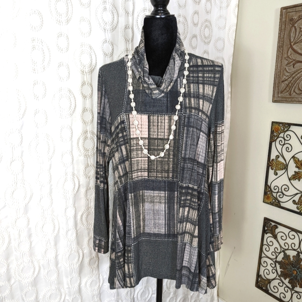 N Touch Tunic Blouse Sz Medium
